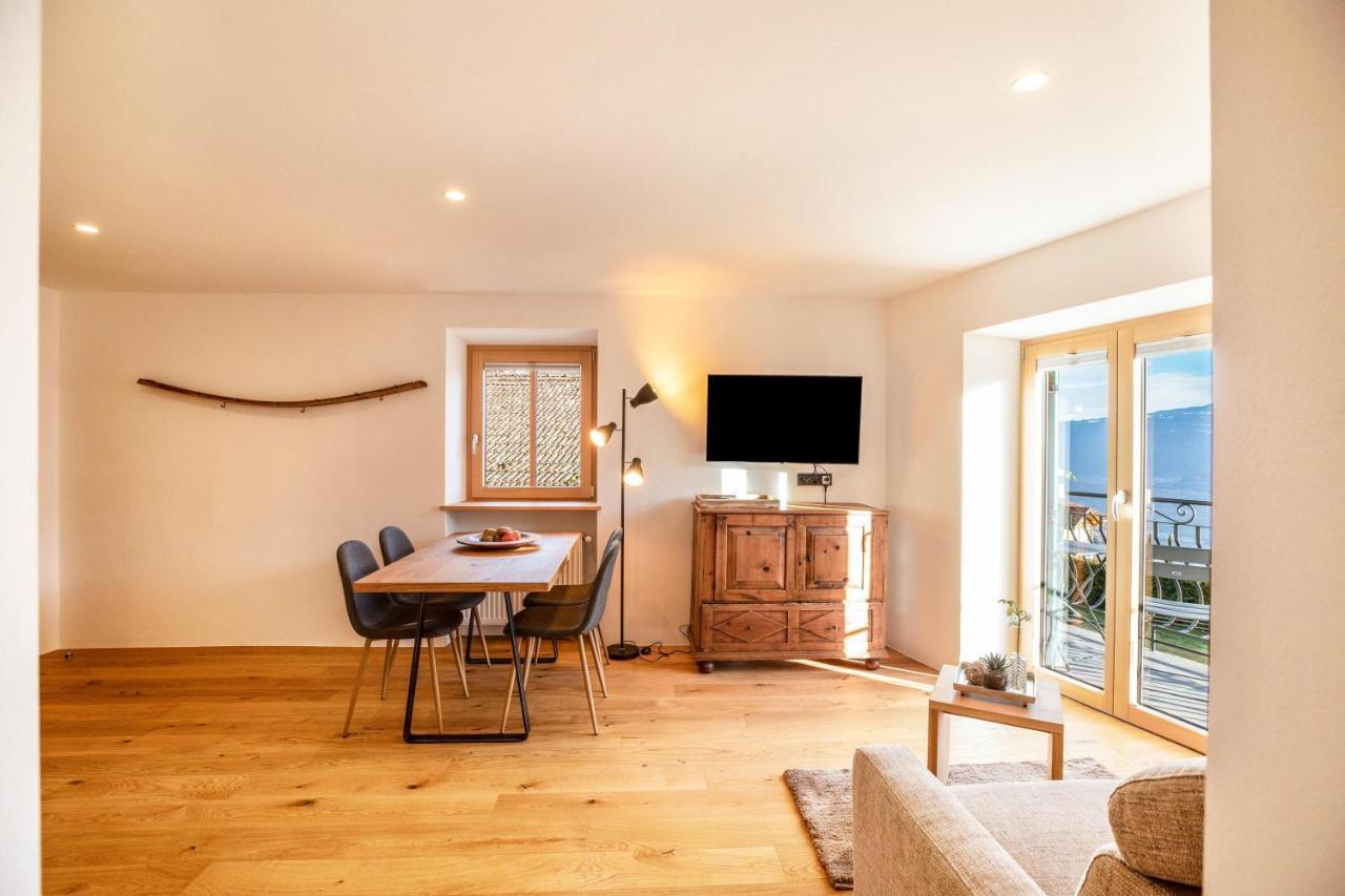 Brantenhof Ferienwohnung Vinea กอร์ตัชชา ภายนอก รูปภาพ